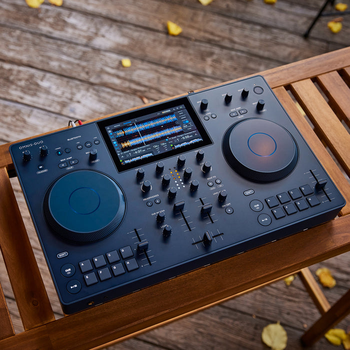 AlphaTheta OMNIS-DUO Portable All-in-One DJ System (Indigo)